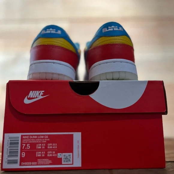 Nike Dunk Low QS x Lebron Fruity Pebbles - Picture 6 of 8